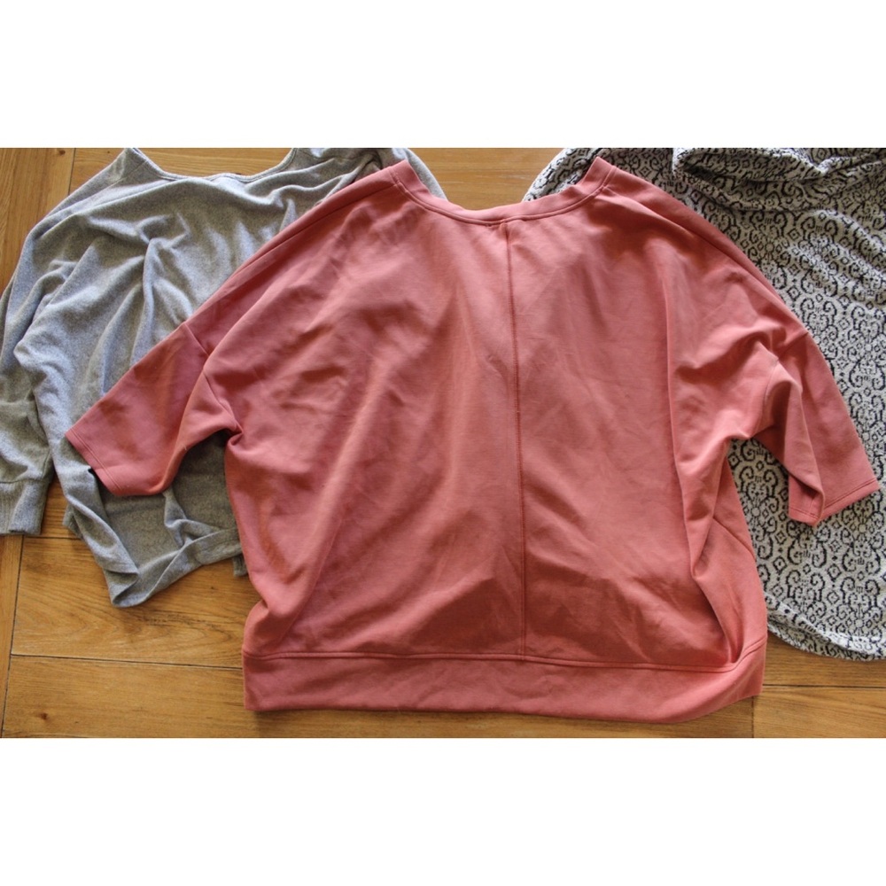 Plus Size (3) Piece Top Lot 2X Preowned - Picture 5 of 6